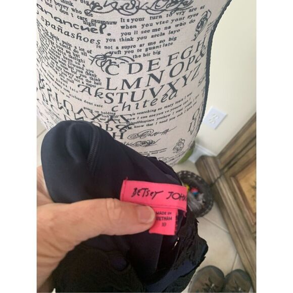 BETSEY JOHNSON, WOMEN'S 10 BLUE SHEATH DRESS, SLEEVELESS, BLACK LACE OVERLAY - Picture 4 of 6